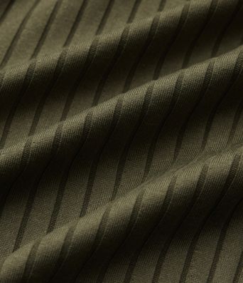 Shorts aus geripptem Strick mit mittelhohem Bund, Seitentaschen, Kordelzug und Wellensaum - 10,2 cm