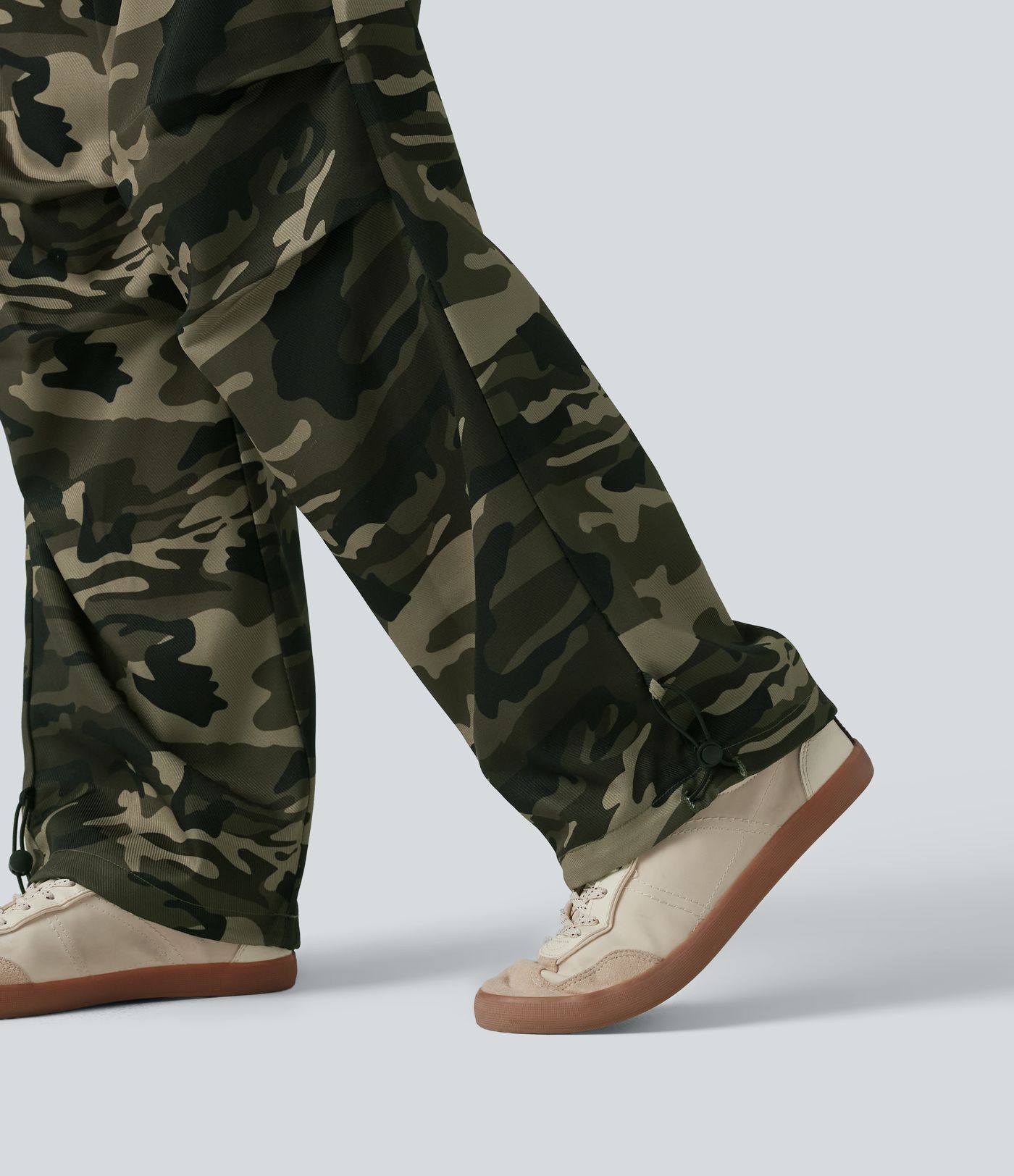 Casual wide-leg camouflage cargo pants with mid-rise waist, drawstring, and pockets
