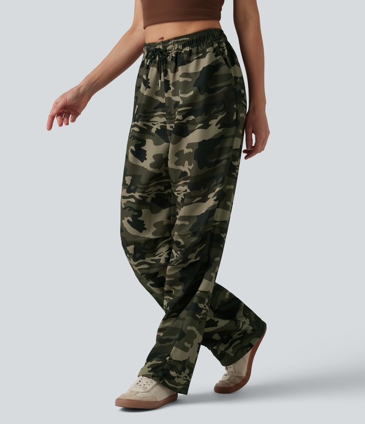 Casual wide-leg camouflage cargo pants with mid-rise waist, drawstring, and pockets