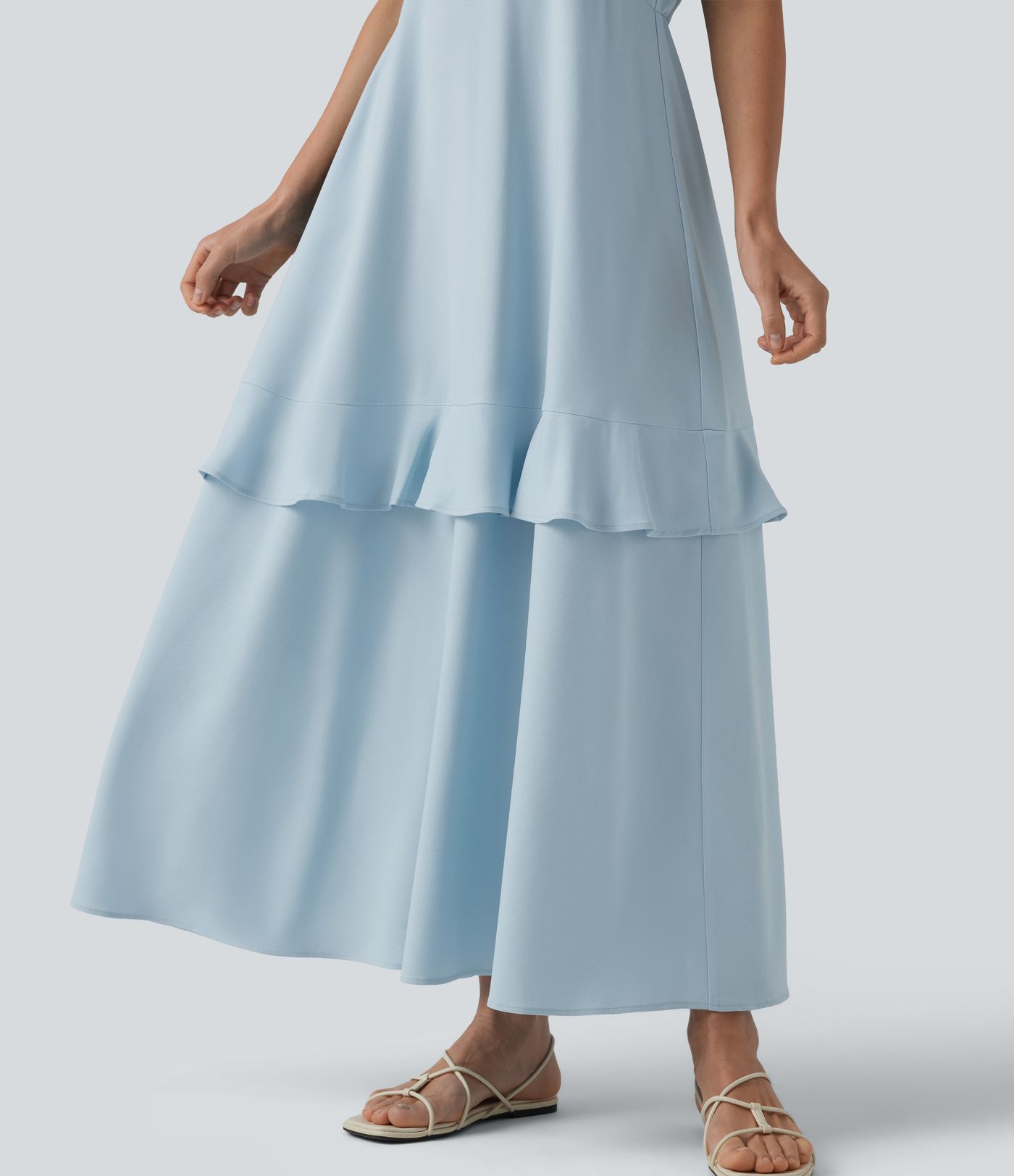 Robe midi fluide infroissable col V manches courtes à volants et empiècements superposés