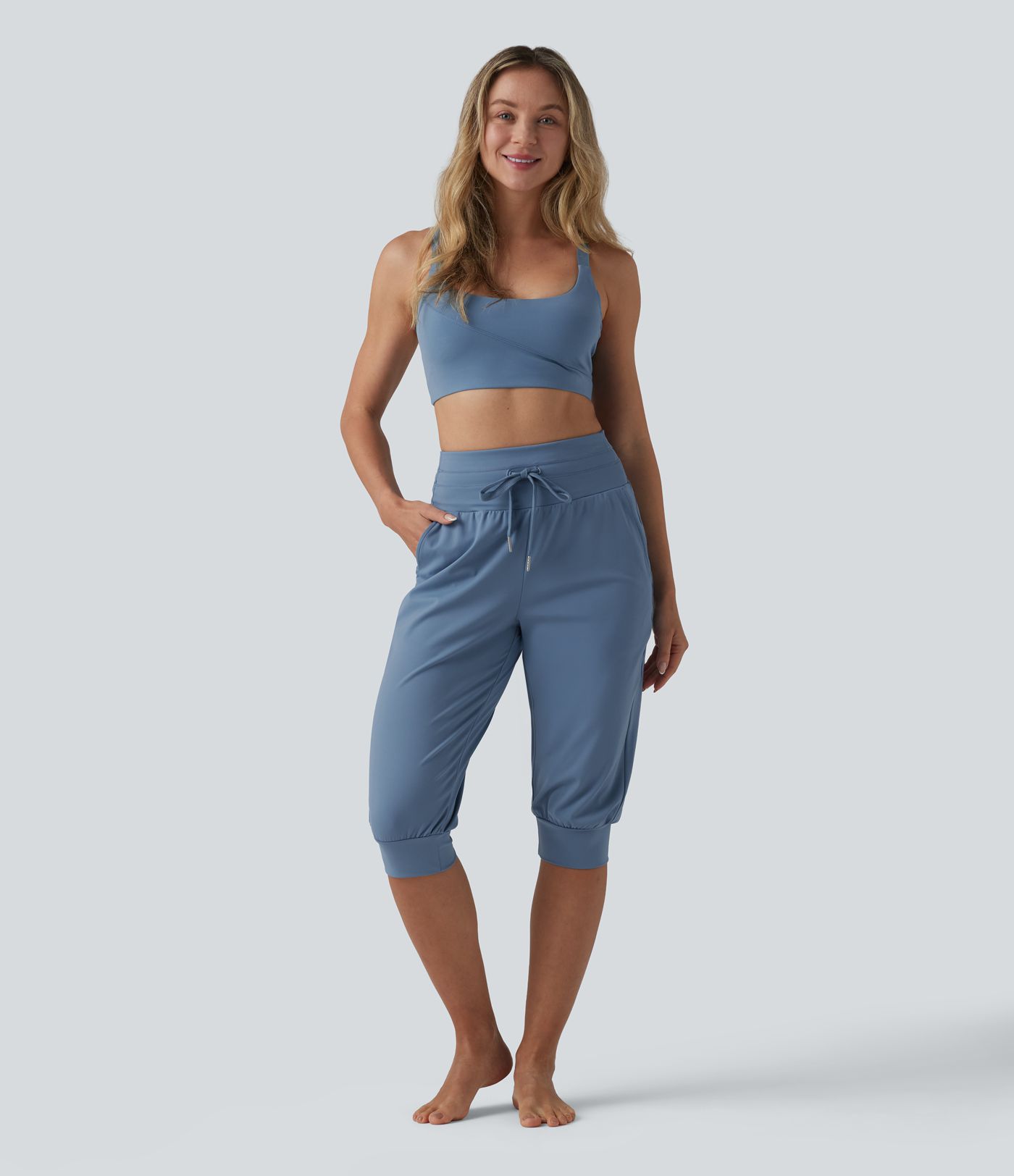 Softlyzero™ Plush - Pedal-Pusher-Jogginghose mit hohem Bund, Seitentaschen, Bauchkontrolle und Kordelzug