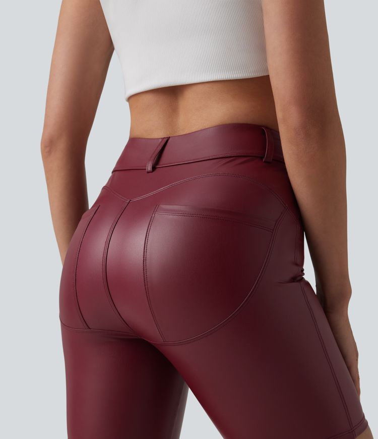 Lässige Biker-Shorts aus elastischem Kunstleder mit hohem Bund und Gesäßtaschen - 17,8 cm