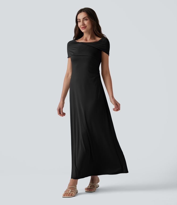Schulterfreies, gerafftes Maxikleid mit Bindeband am Rücken Schulterfreies, gerafftes Maxikleid mit Bindeband am Rücken