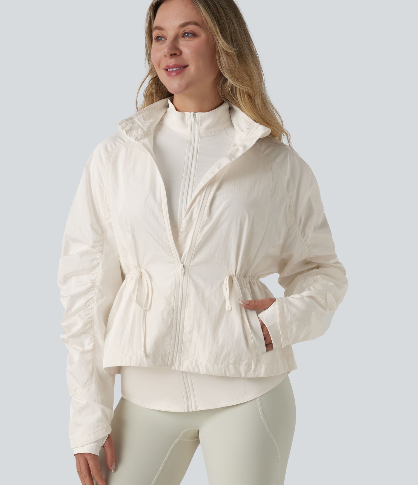 Durable Water Repellent Stand Collar Ruched Sleeve Drawstring Thumb Holes Hiking 3-in-1 Jacket with Pockets