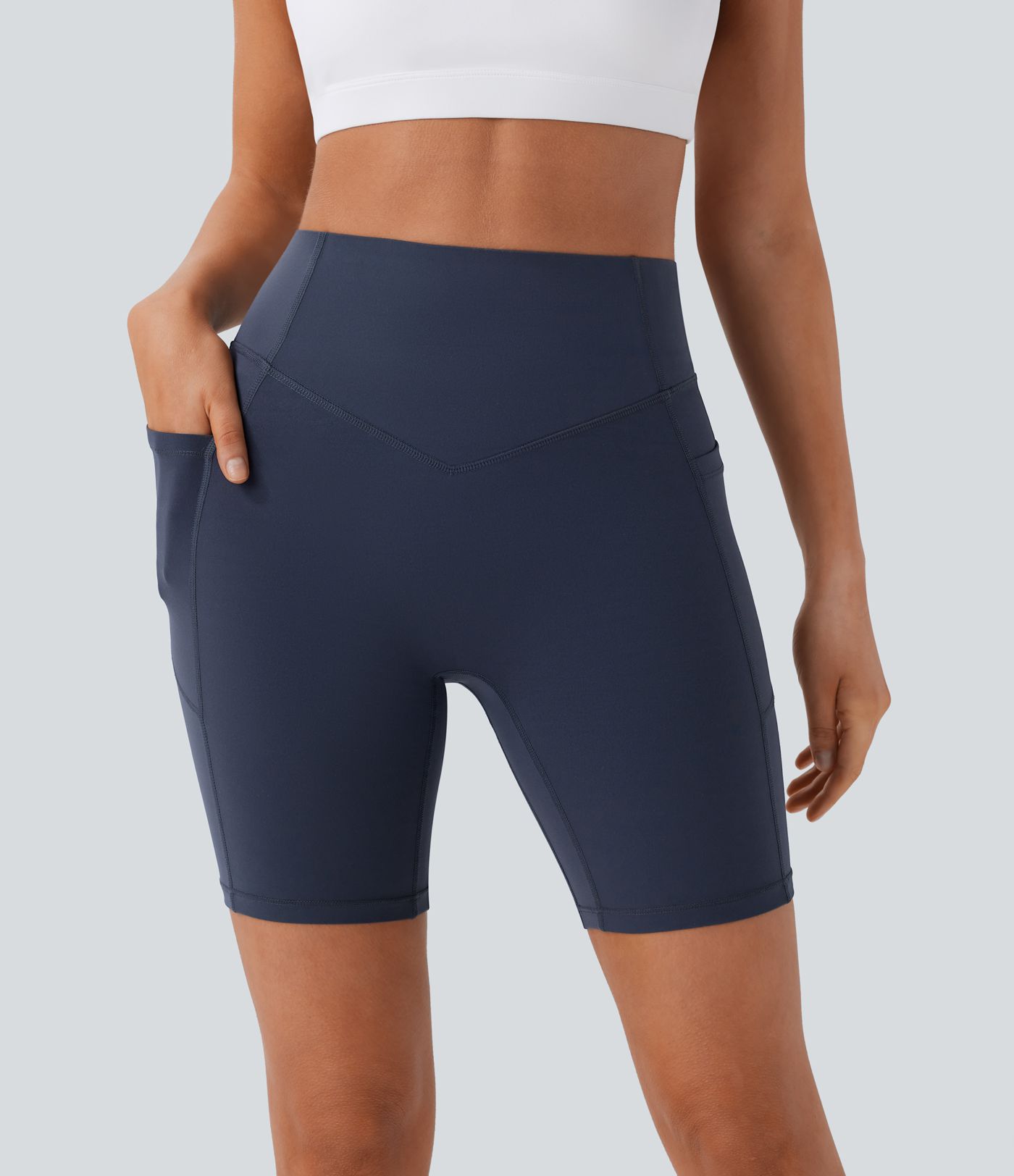 Halara UltraSculpt™ - Formende Workout-Shorts mit hohem Bund, Seitentaschen, Booty-Scrunch und Seitentaschen - Po-Lifting, 17,8 cm