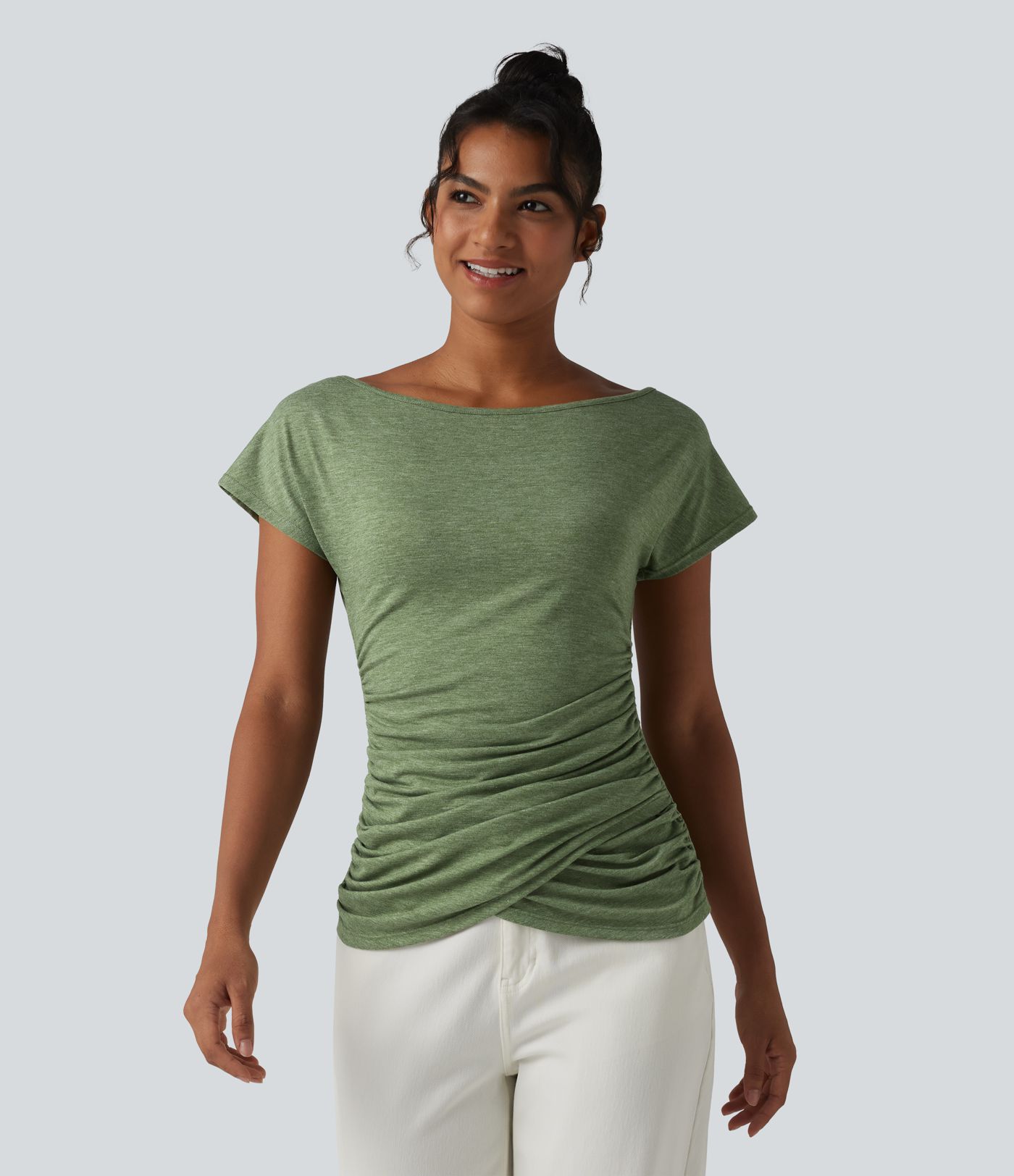 Haut décontracté à une épaule et manches courtes froncées