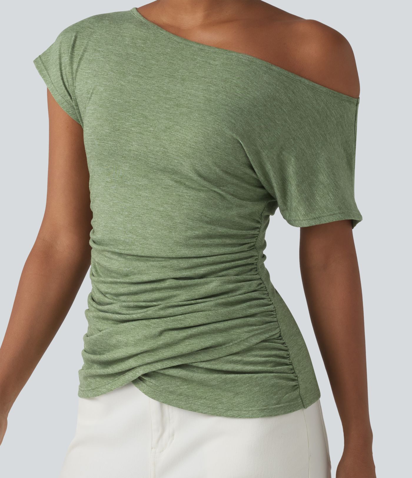 Haut décontracté à une épaule et manches courtes froncées