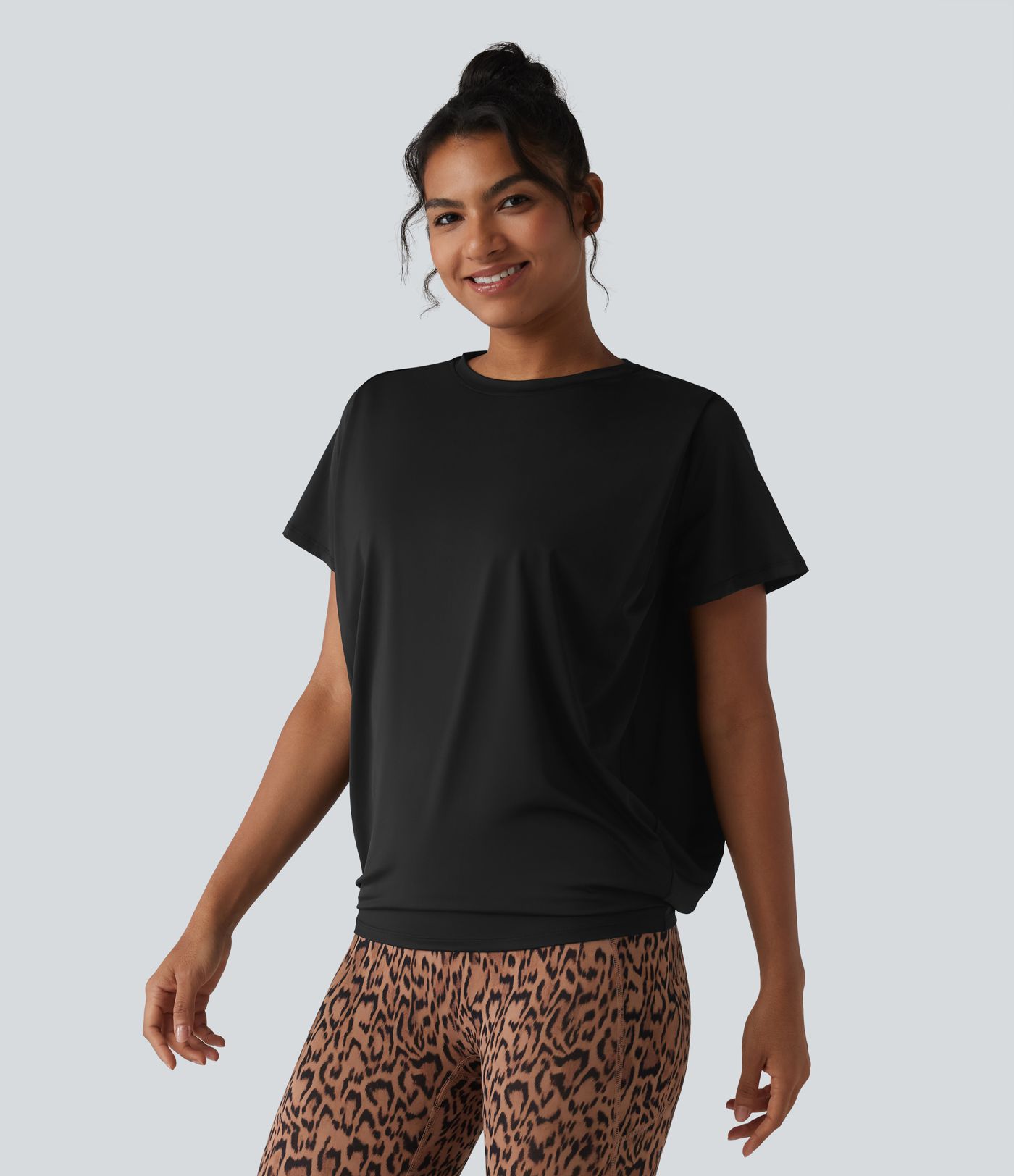 Round Neck Short Sleeve Ruched Cool Touch Yoga Sports Top-UPF50+