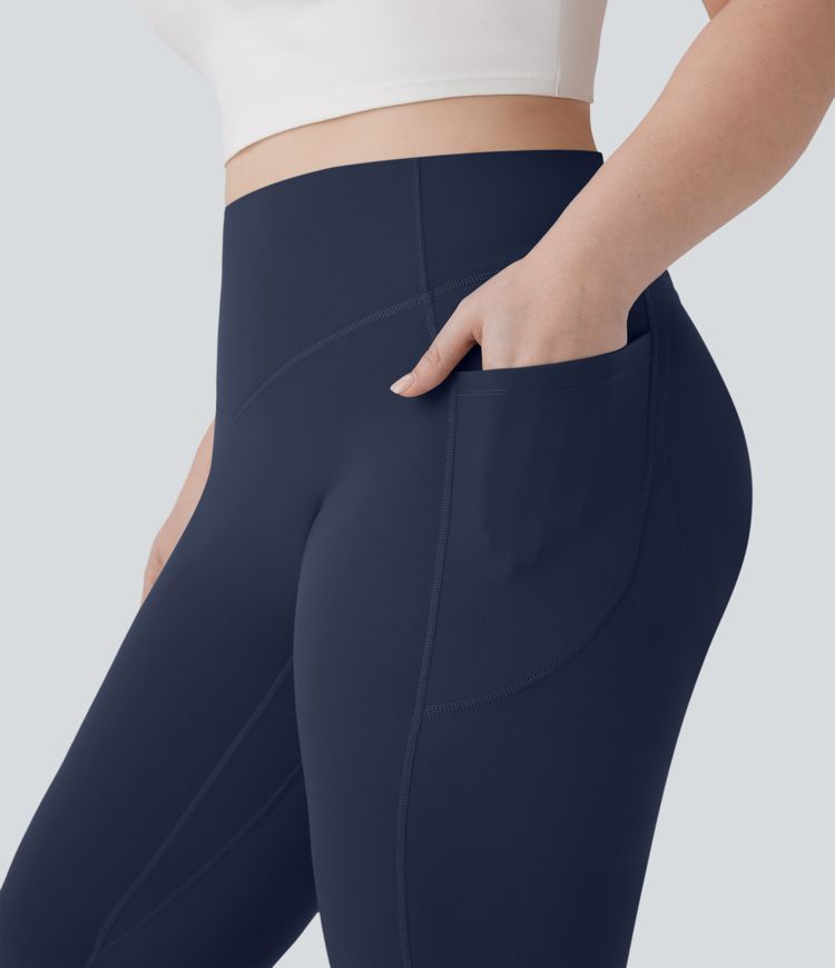 Pantalon de yoga à coupe bootcut gainant galbant taille haute grande taille avec effet scrunch et poches Halara UltraSculpt™ Pantalon de yoga à coupe bootcut gainant galbant taille haute grande taille avec effet scrunch et poches Halara UltraSculpt™