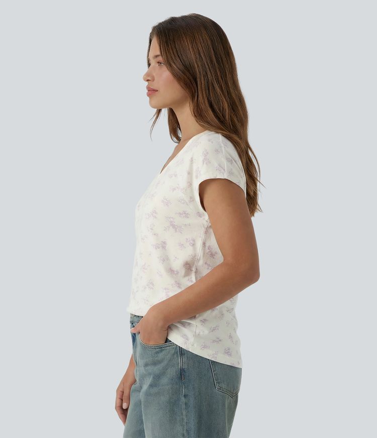 V Neck Short Sleeve Ditsy Floral Casual T-Shirt