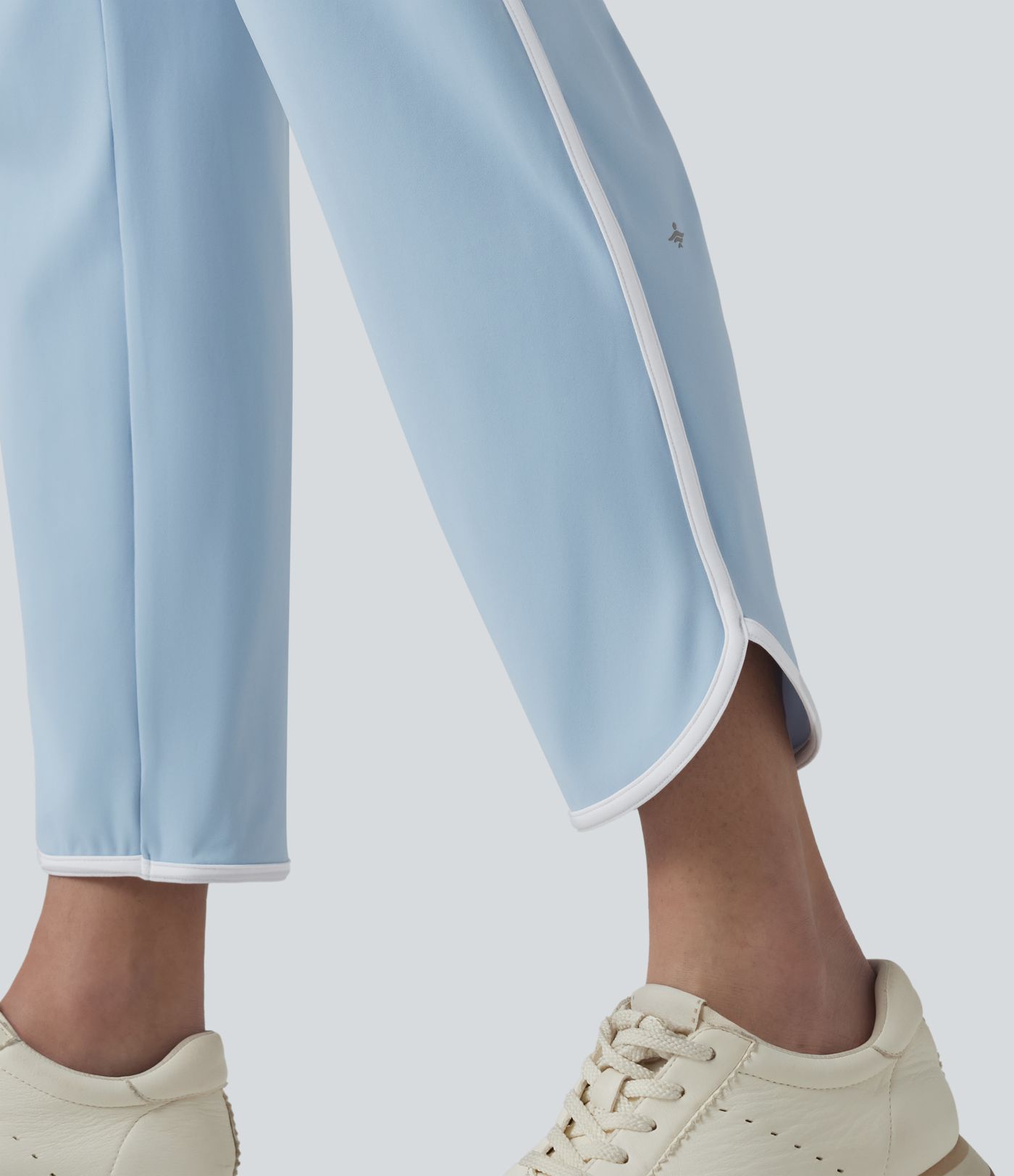 SoftlyZero™ Pantaloni conici de yoga, talie înaltă, aerisți, cu cordon, bandă contrastantă, tiv curbat, senzație răcoroasă, cu buzunare — UPF50+