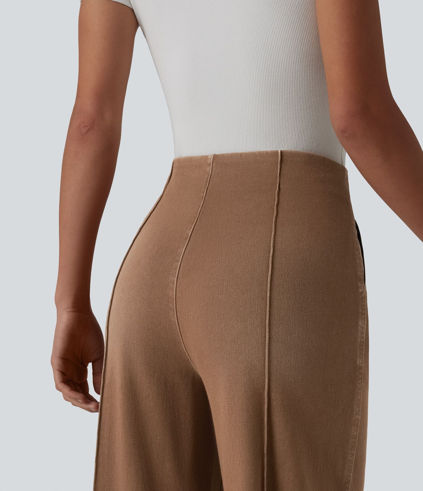 Halara Flex™ - Büro-Jeans mit hohem Bund, Seitentaschen und weitem Bein Halara Flex™ - Büro-Jeans mit hohem Bund, Seitentaschen und weitem Bein