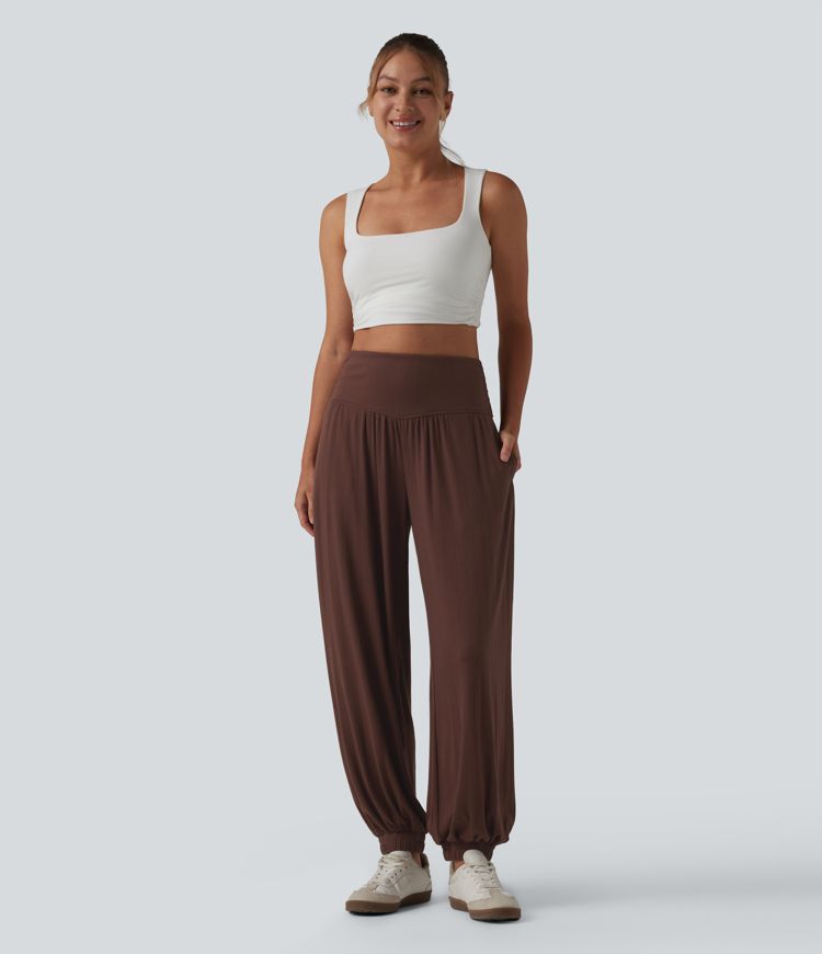 Gerippter Strick-Ballon-Jogger mit hohem Bund, drapiertem, lässigem Schnitt und Taschen