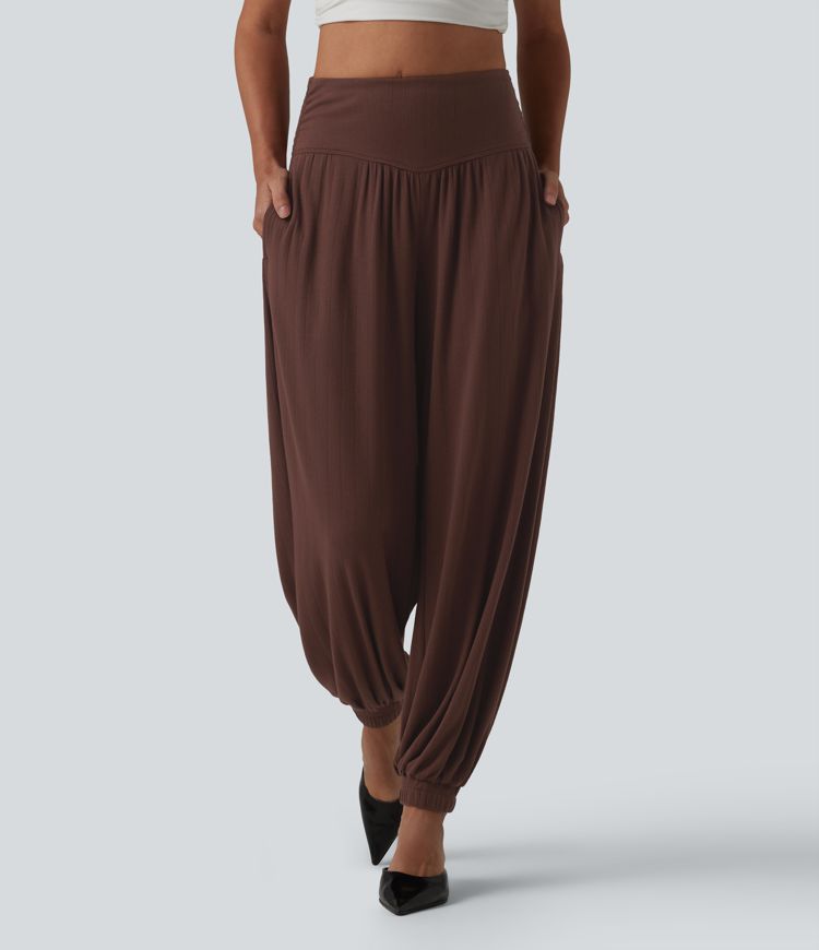 Gerippter Strick-Ballon-Jogger mit hohem Bund, drapiertem, lässigem Schnitt und Taschen