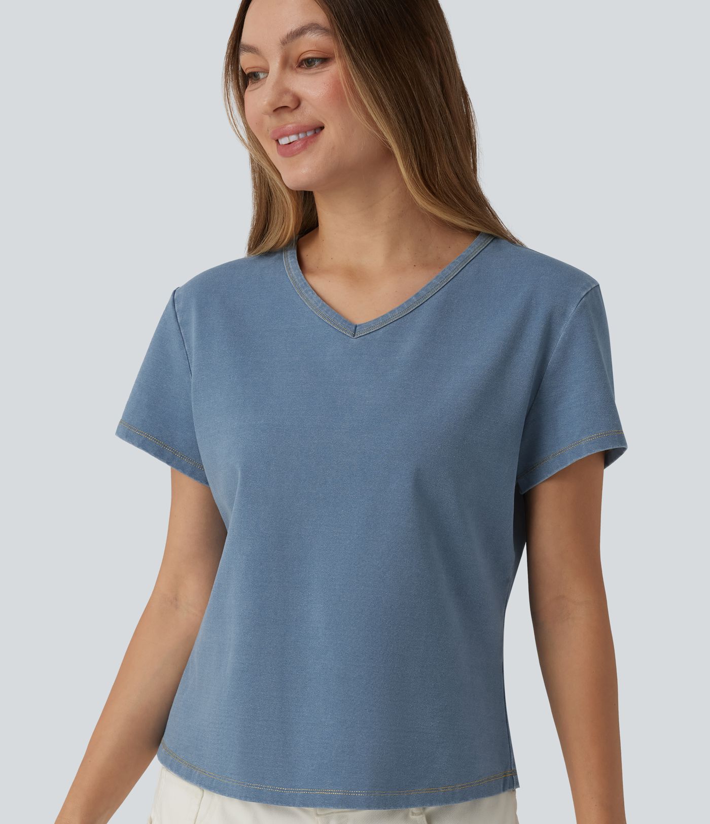 Halara Flex™ T-shirt en denim col V manches courtes