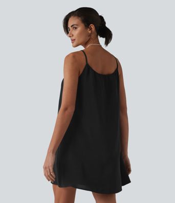 Robe courte à bretelles aspect lin avec laçage décoratif et poches