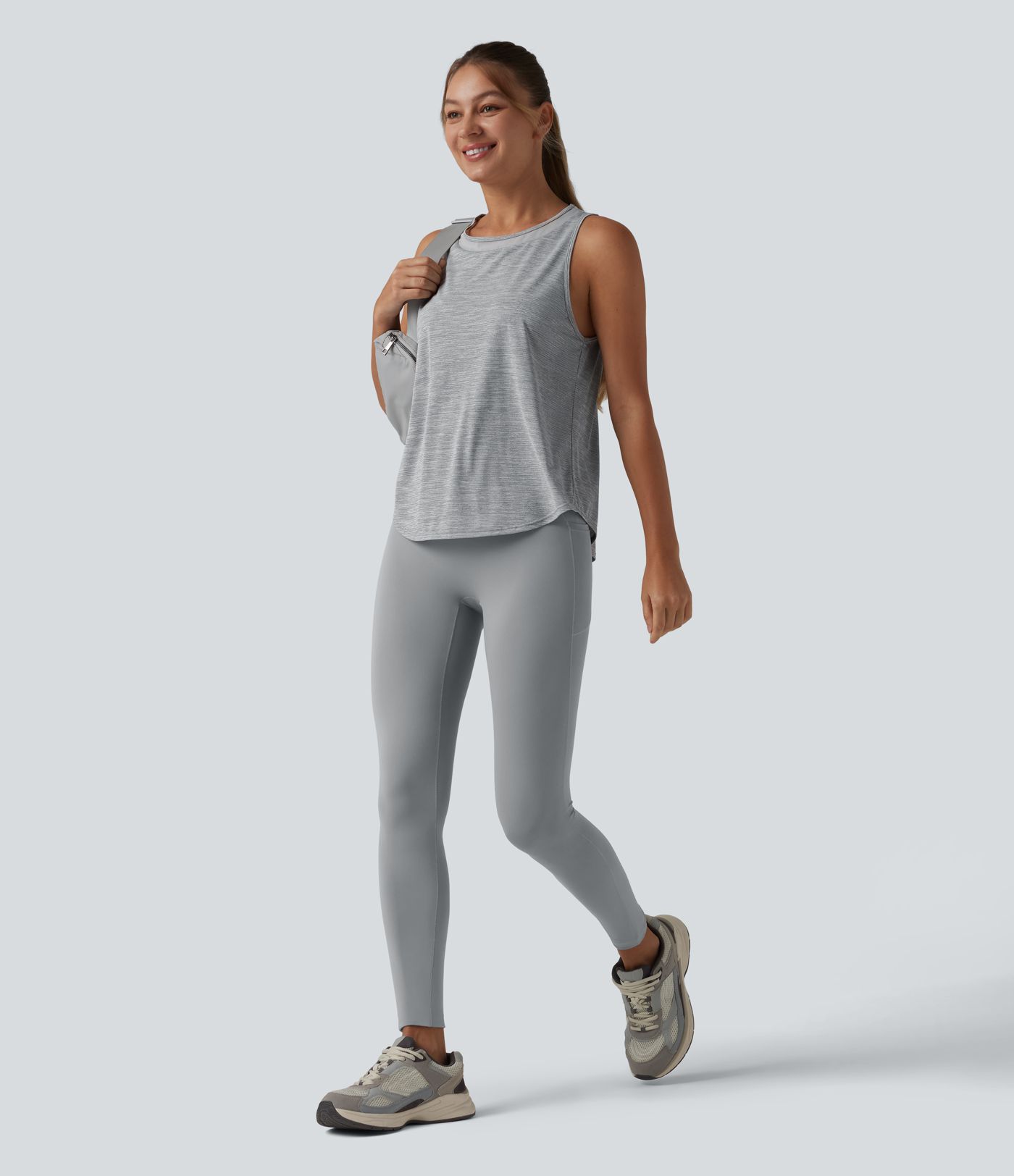 Contrast Mesh Curved Hem Running Tank Top