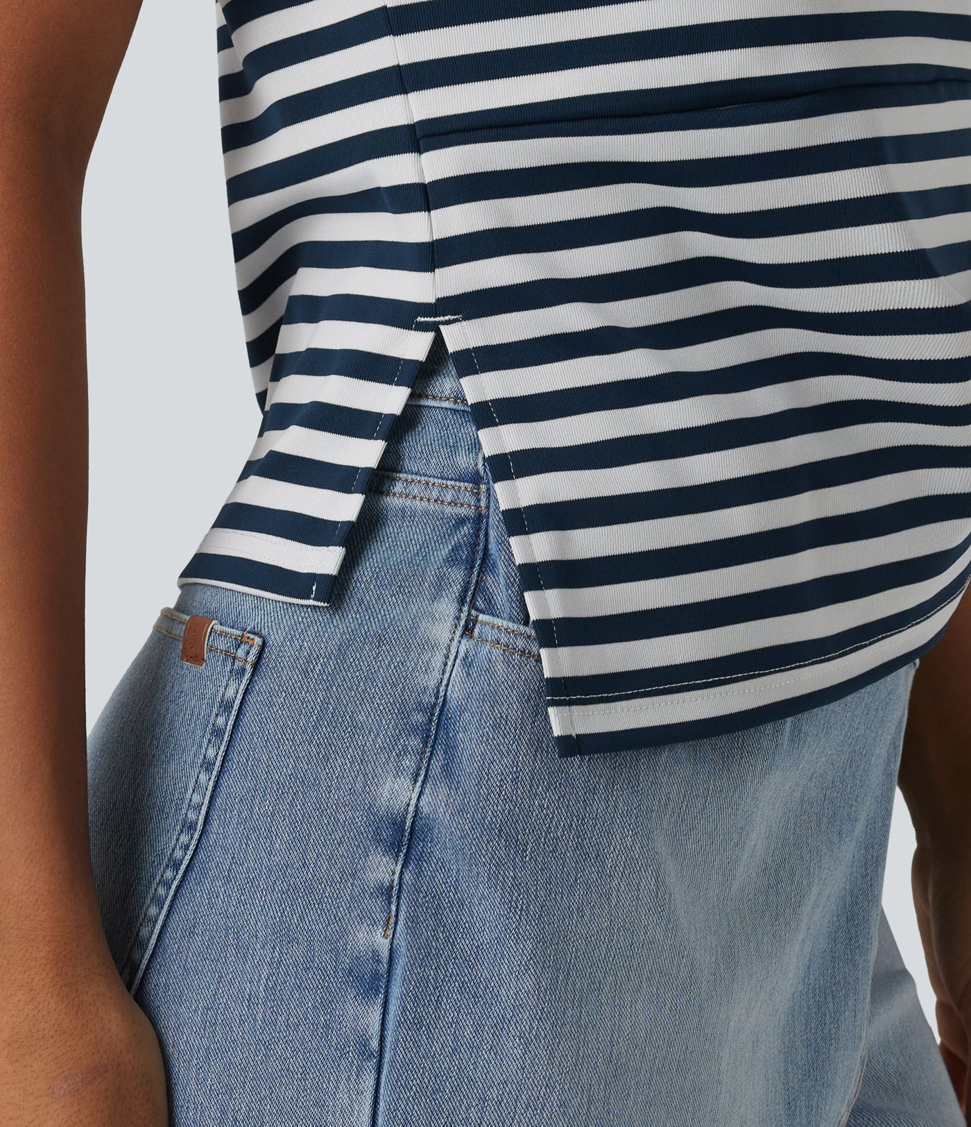 Round Neck Short Sleeve Asymmetric Hem Stripe Casual Top