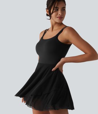 Robe de tennis courte 2-en-1 à bretelles SoftlyZero™ dos nu avec mesh contrasté, brassière intégrée et poches – Édition Easy Peasy – UPF 50+ Robe de tennis courte 2-en-1 à bretelles SoftlyZero™ dos nu avec mesh contrasté, brassière intégrée et poches – Édition Easy Peasy – UPF 50+