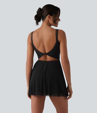 Robe de tennis courte 2-en-1 à bretelles SoftlyZero™ dos nu avec mesh contrasté, brassière intégrée et poches – Édition Easy Peasy – UPF 50+ Robe de tennis courte 2-en-1 à bretelles SoftlyZero™ dos nu avec mesh contrasté, brassière intégrée et poches – Édition Easy Peasy – UPF 50+