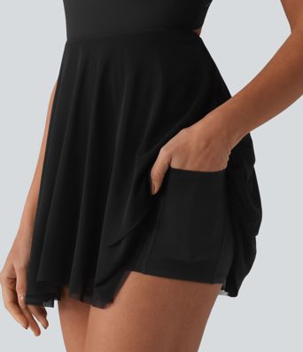 Robe de tennis courte 2-en-1 à bretelles SoftlyZero™ dos nu avec mesh contrasté, brassière intégrée et poches – Édition Easy Peasy – UPF 50+ Robe de tennis courte 2-en-1 à bretelles SoftlyZero™ dos nu avec mesh contrasté, brassière intégrée et poches – Édition Easy Peasy – UPF 50+