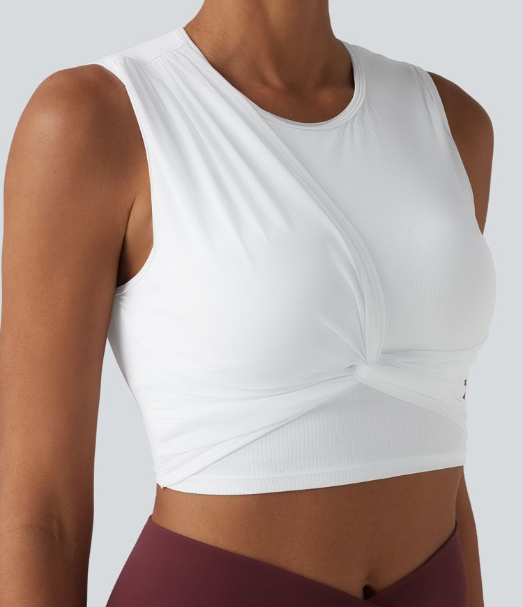 Kurzes Yoga-Tanktop aus geripptem Strick mit integriertem BH, Mesh-Overlay und Cool-Touch - geruchshemmend, UPF40+