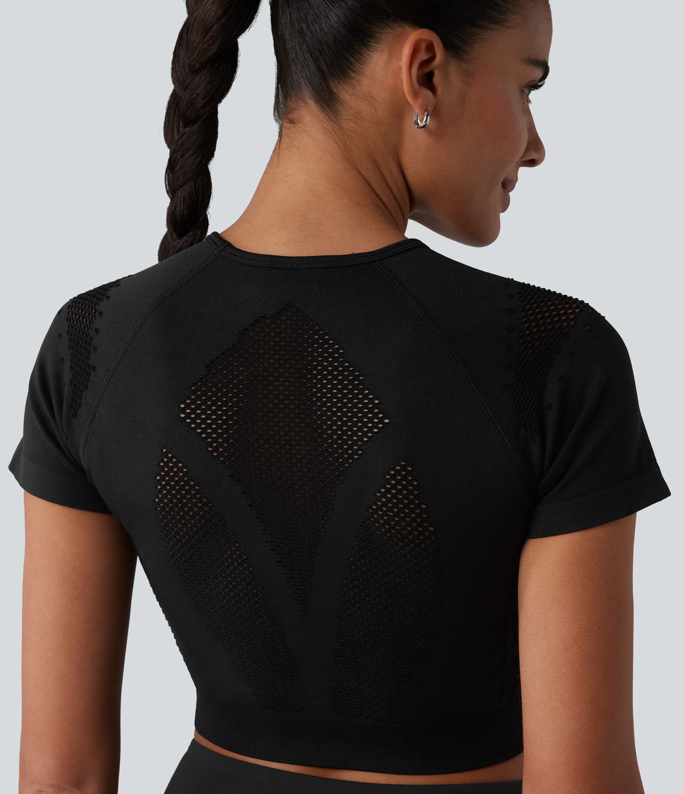 OneForm Seamless Flow Breathable Mesh Workout Cropped Sports Top OneForm Seamless Flow Breathable Mesh Workout Cropped Sports Top