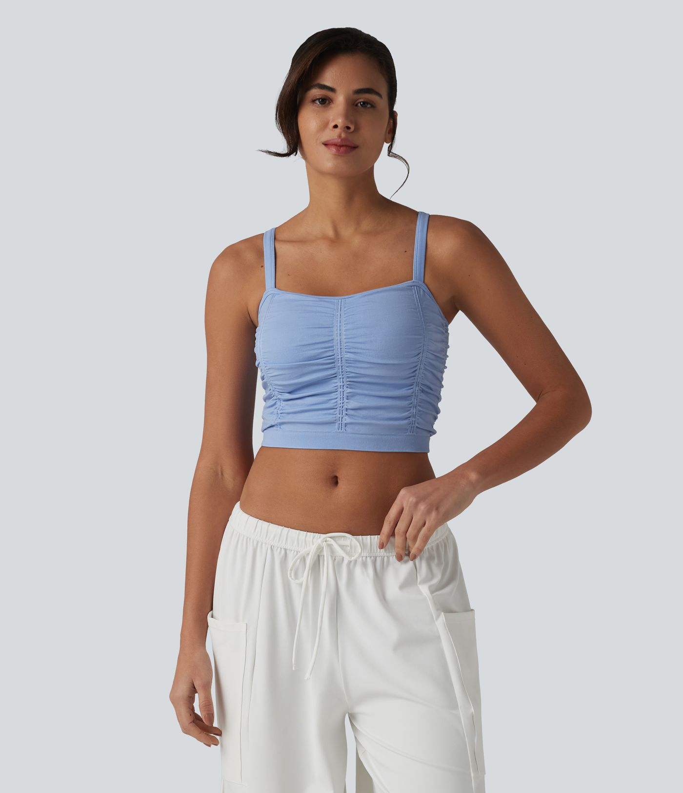 OneForm Seamless Flow Caraco de yoga crop froncé à dos croisé avec brassière intégrée sans couture OneForm Seamless Flow Caraco de yoga crop froncé à dos croisé avec brassière intégrée sans couture