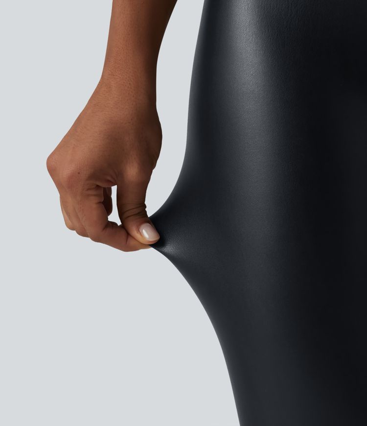 Legging corsaire taille haute ventre plat en similicuir extensible avec poches