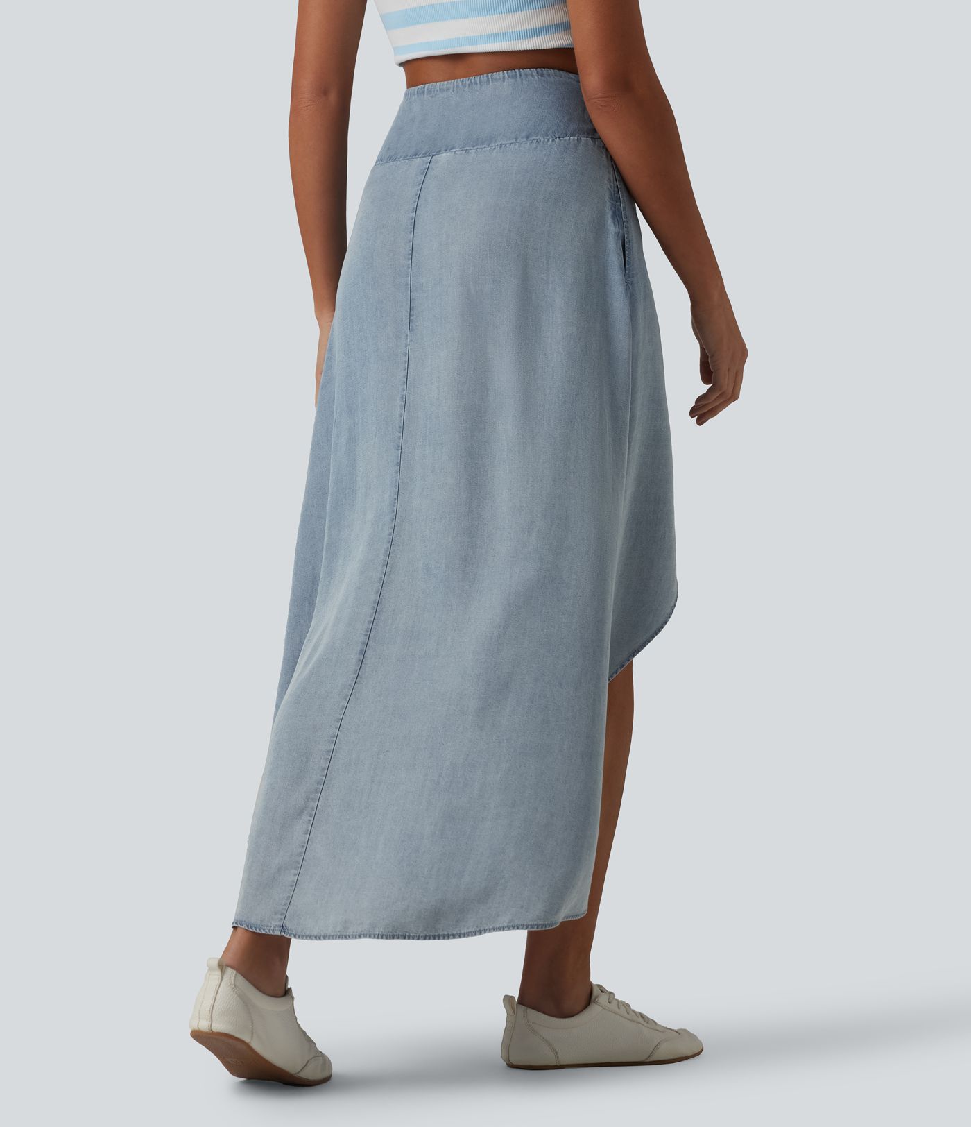 Jupe en jean midi fluide drapée en lyocell taille haute avec fermeture éclair invisible, ourlet asymétrique et poches