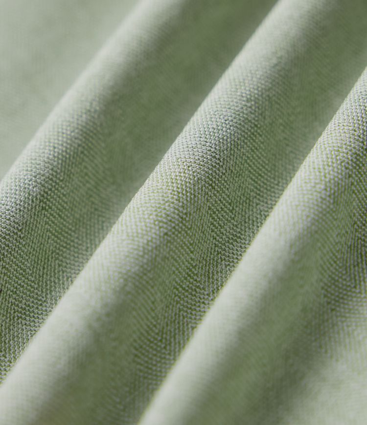 Plissierte Bermuda-Shorts in Leinenoptik mit hohem Bund, Seitentaschen und verstecktem Reißverschluss - knitterfrei