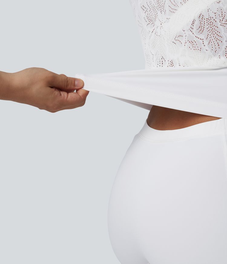 Robe de yoga évasée 2-en-1 SoftlyZero™ QuickDry avec soutien-gorge intégré, dentelle contrastée et poches - Édition Easy Peezy