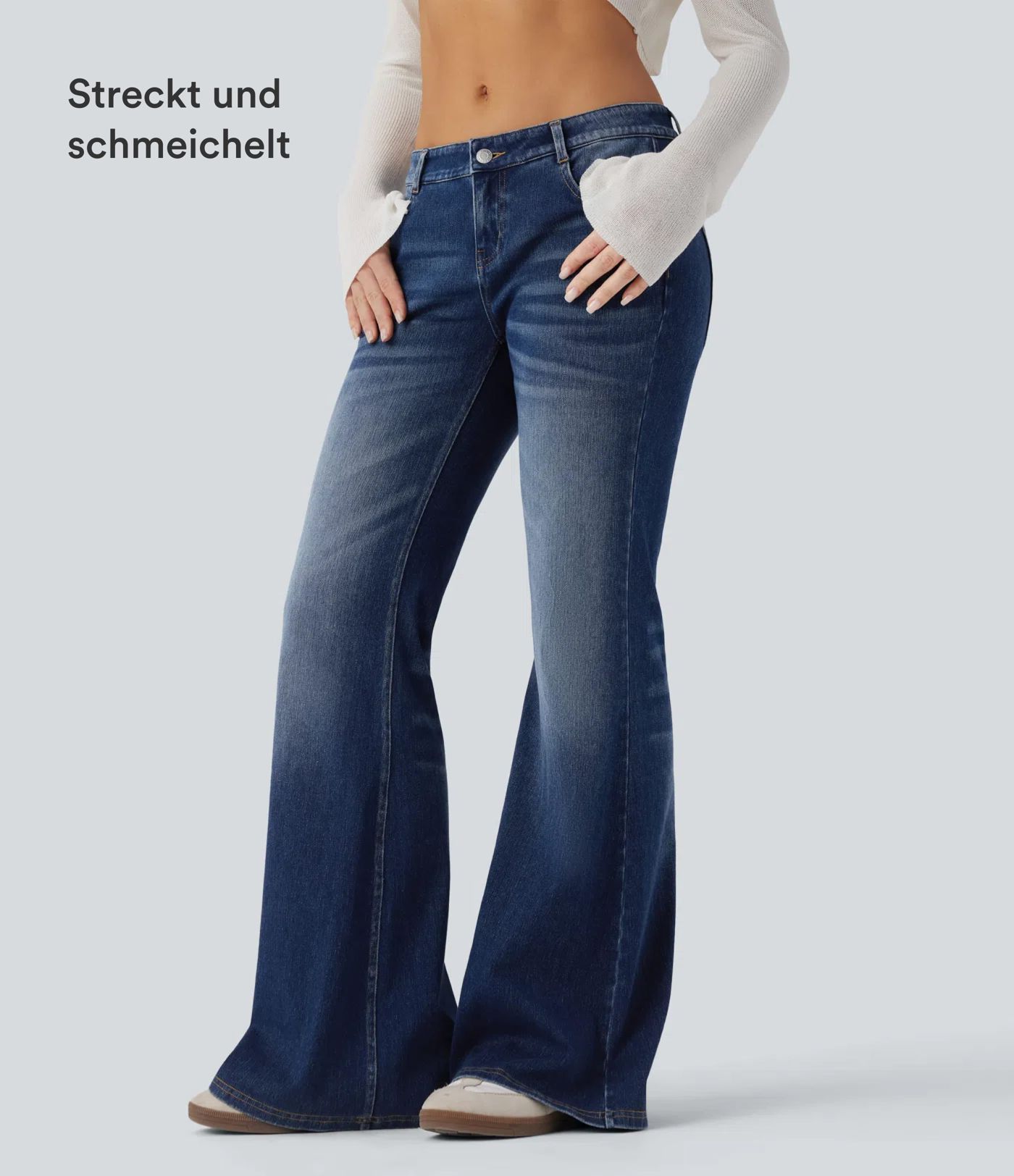 Halara Flex™ - Lässige, gewaschene Flare-Jeans mit niedrigem Bund und Seitentaschen