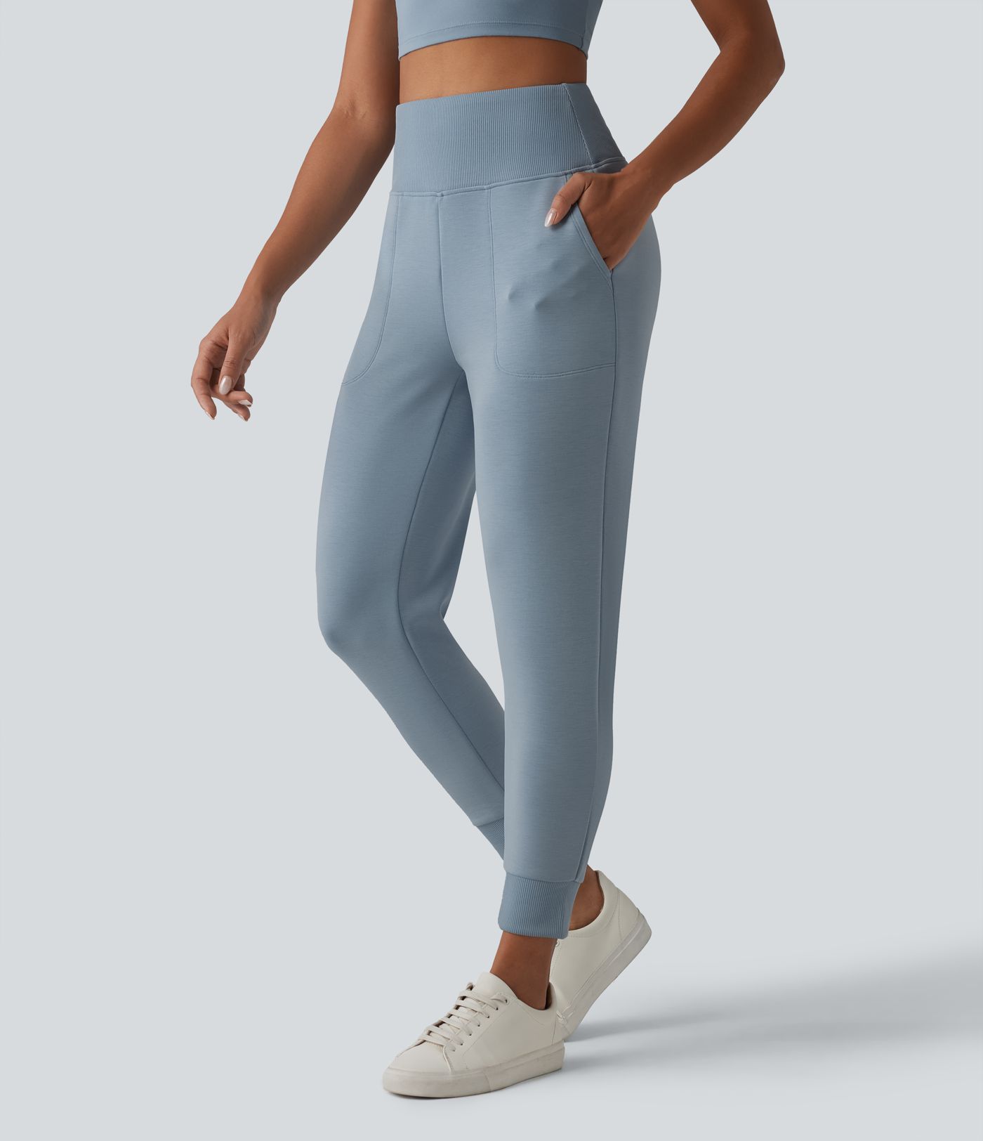 SpacerTek™ Lässige Jogginghosen mit hohem Bund, bauschformender Wirkung, schmal zulaufender Passform und Taschen