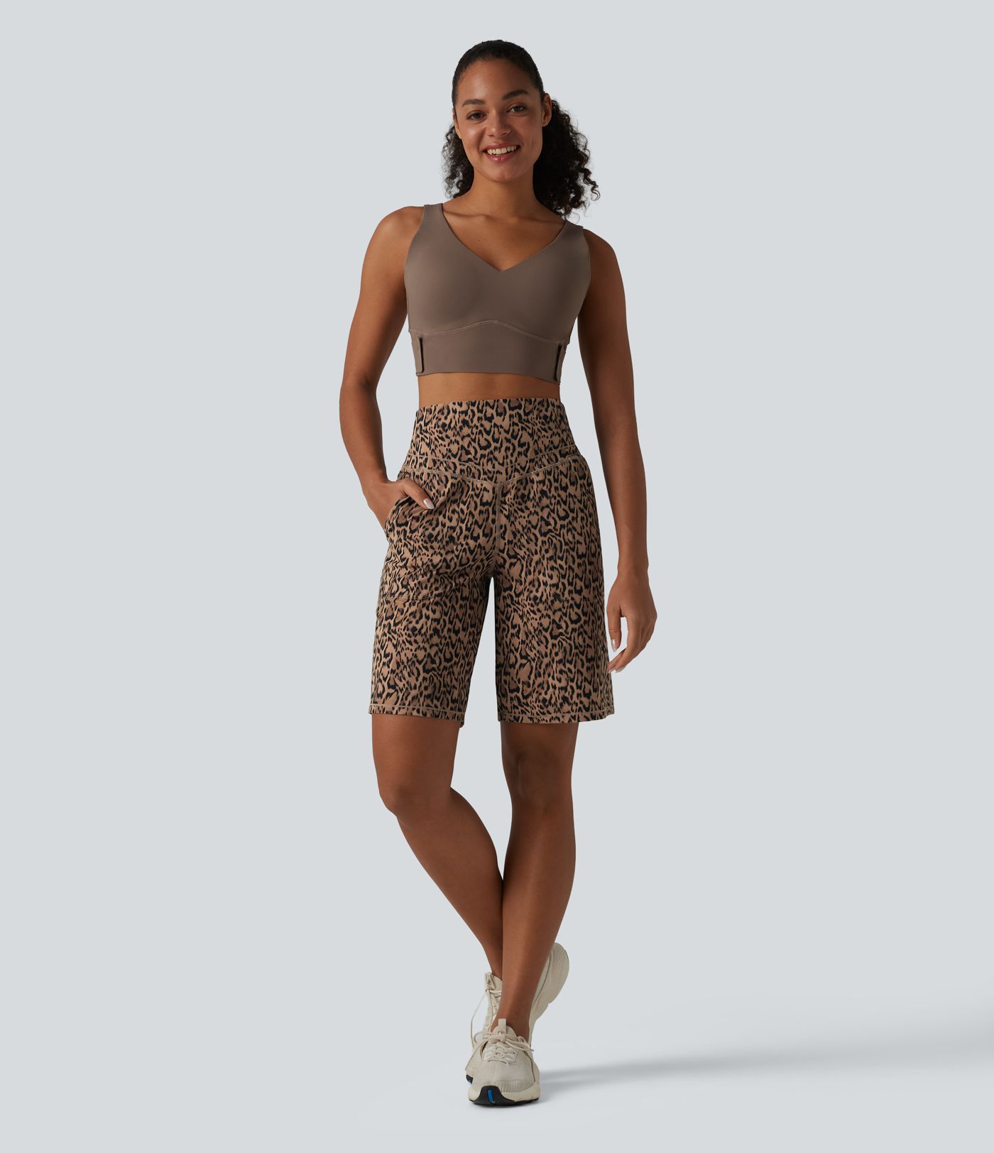 Short de yoga Halara UltraSculpt™ imprimé léopard, taille haute, gainant, jambes droites, 25 cm, avec poches