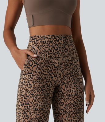 Short de yoga Halara UltraSculpt™ imprimé léopard, taille haute, gainant, jambes droites, 25 cm, avec poches