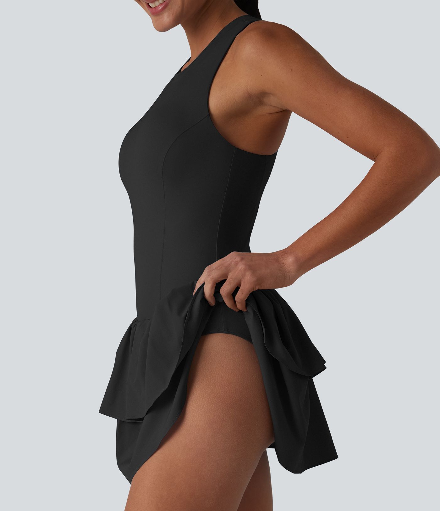 Breezeful™ Robe casual 2 en 1 sans manches dos nageur à séchage rapide, ourlet à volants étagés avec soutien-gorge intégré Breezeful™ Robe casual 2 en 1 sans manches dos nageur à séchage rapide, ourlet à volants étagés avec soutien-gorge intégré