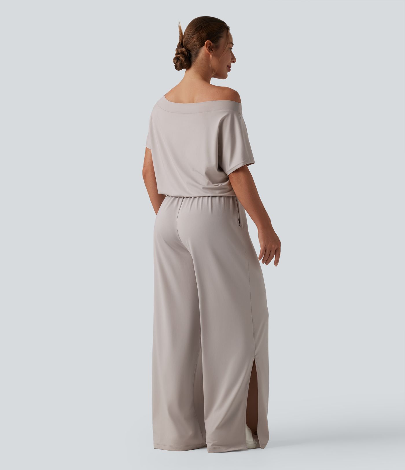 Casual asymmetrical short-sleeved jumpsuit with pockets and slit - Easy Peasy