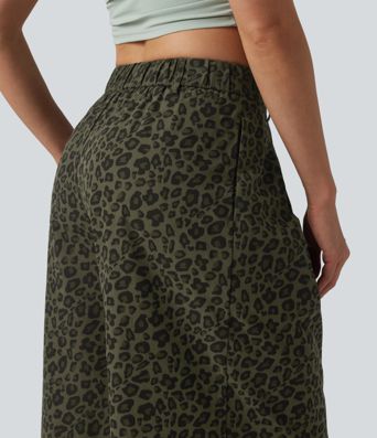 Mid Rise Leopard Print Cropped Casual Baggy Pants with Pockets Mid Rise Leopard Print Cropped Casual Baggy Pants with Pockets