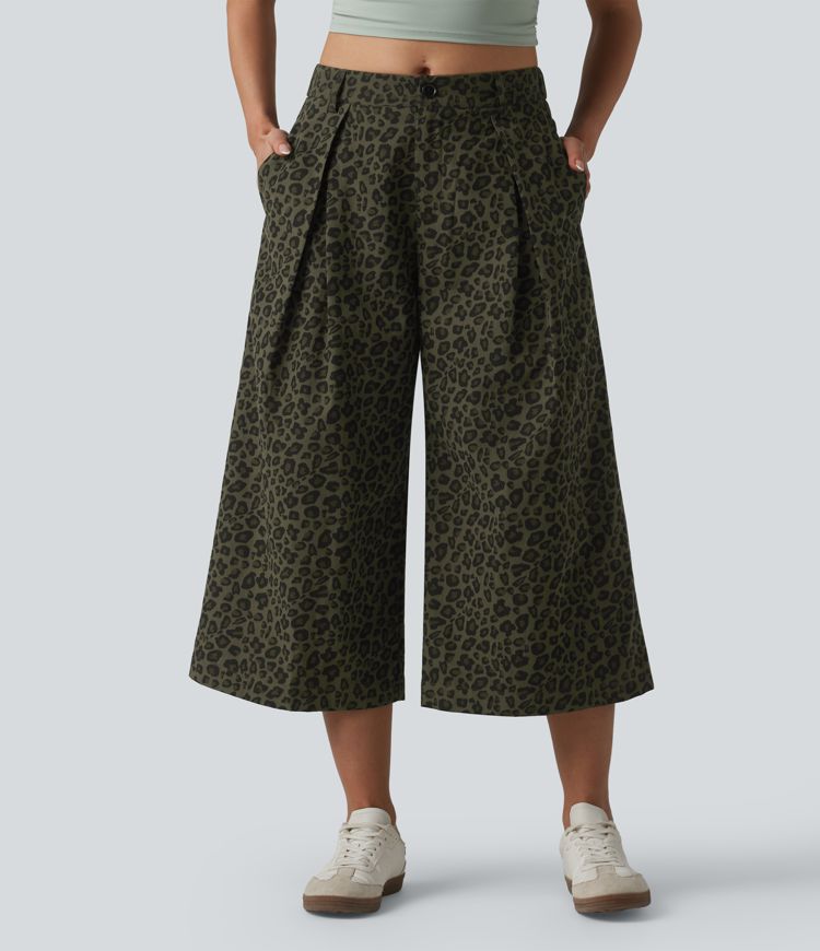 Mid Rise Leopard Print Cropped Casual Baggy Pants with Pockets Mid Rise Leopard Print Cropped Casual Baggy Pants with Pockets