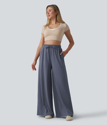 Lässige Baggy-Hose aus geripptem Strick mit hohem Bund, mehreren Taschen, Kordelzug und Streifen