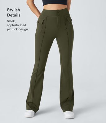 Pantalón cargo acampanado de tiro alto con bolsillos y botones