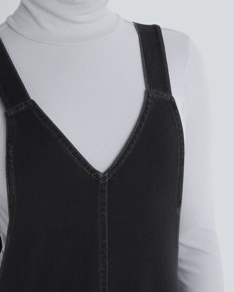 Casual, Laid-Back Style