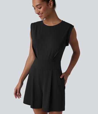 SoftlyZero™ QuickDry mono corto de yoga con escote redondo, sin mangas, apertura en forma de ojo de cerradura y bolsillos — Edición Easy Peezy