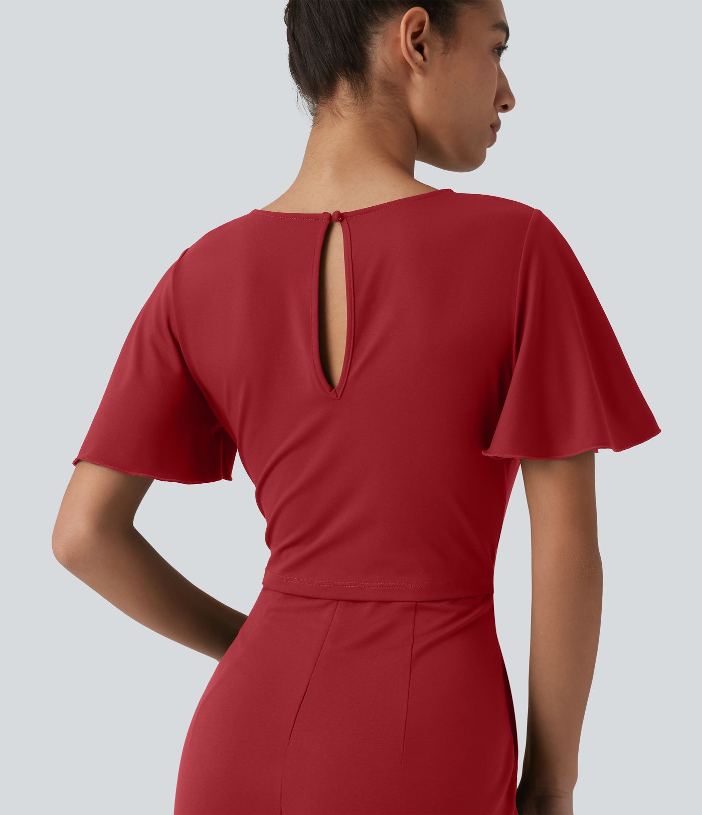 Combinaison à col rond, manches courtes, nouée à l'avant, jambes larges avec poches — édition Easy Peezy