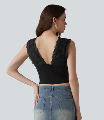 Casual V-neck tank top in ribbed knit and contrasting lace