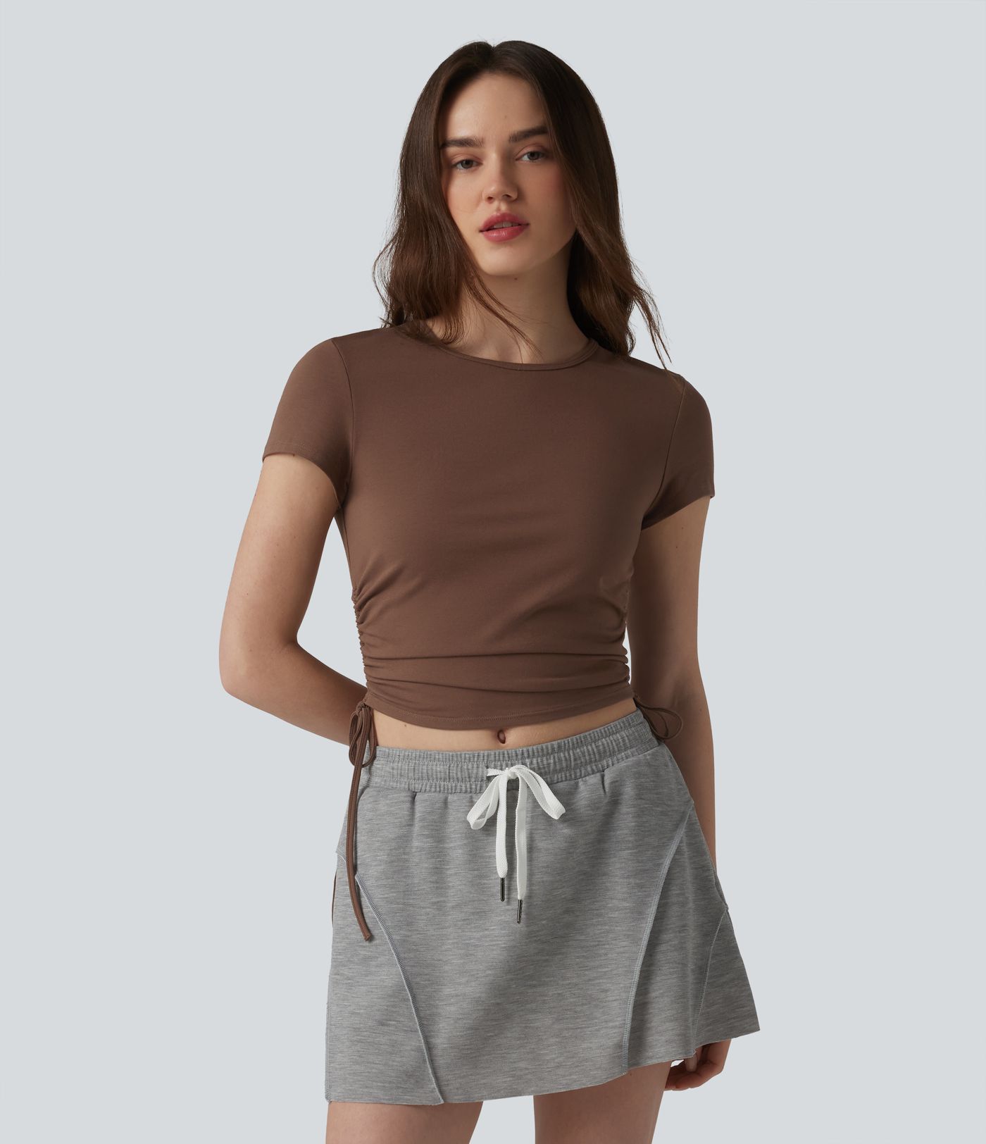 Halara Cotton Jersey - Lässiges, gerafftes T-Shirt mit Rundhalsausschnitt, Kordelzug und Schlüssellochrücken