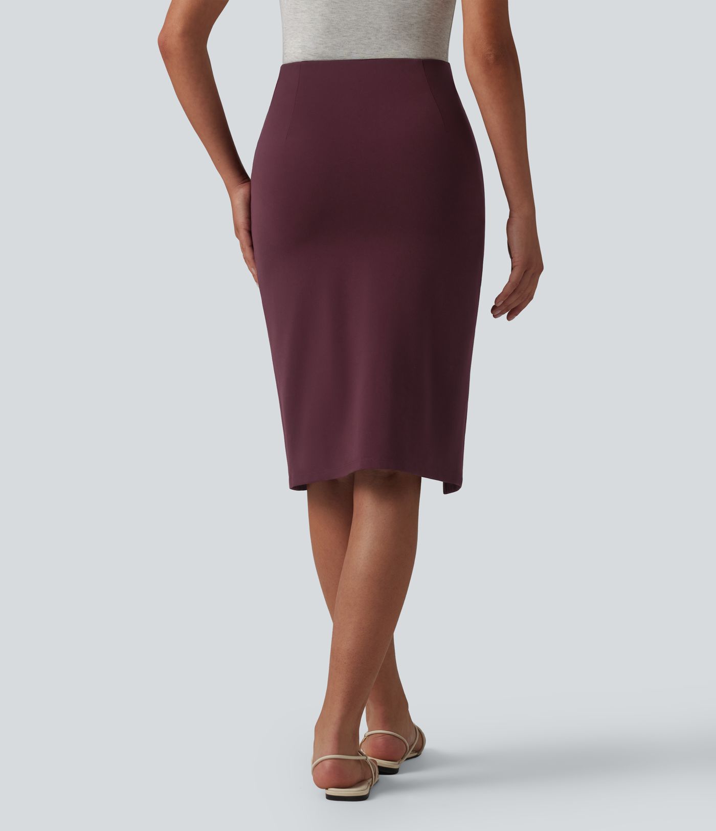 Lässiger, figurbetonter Midirock mit hohem Bund - knielang