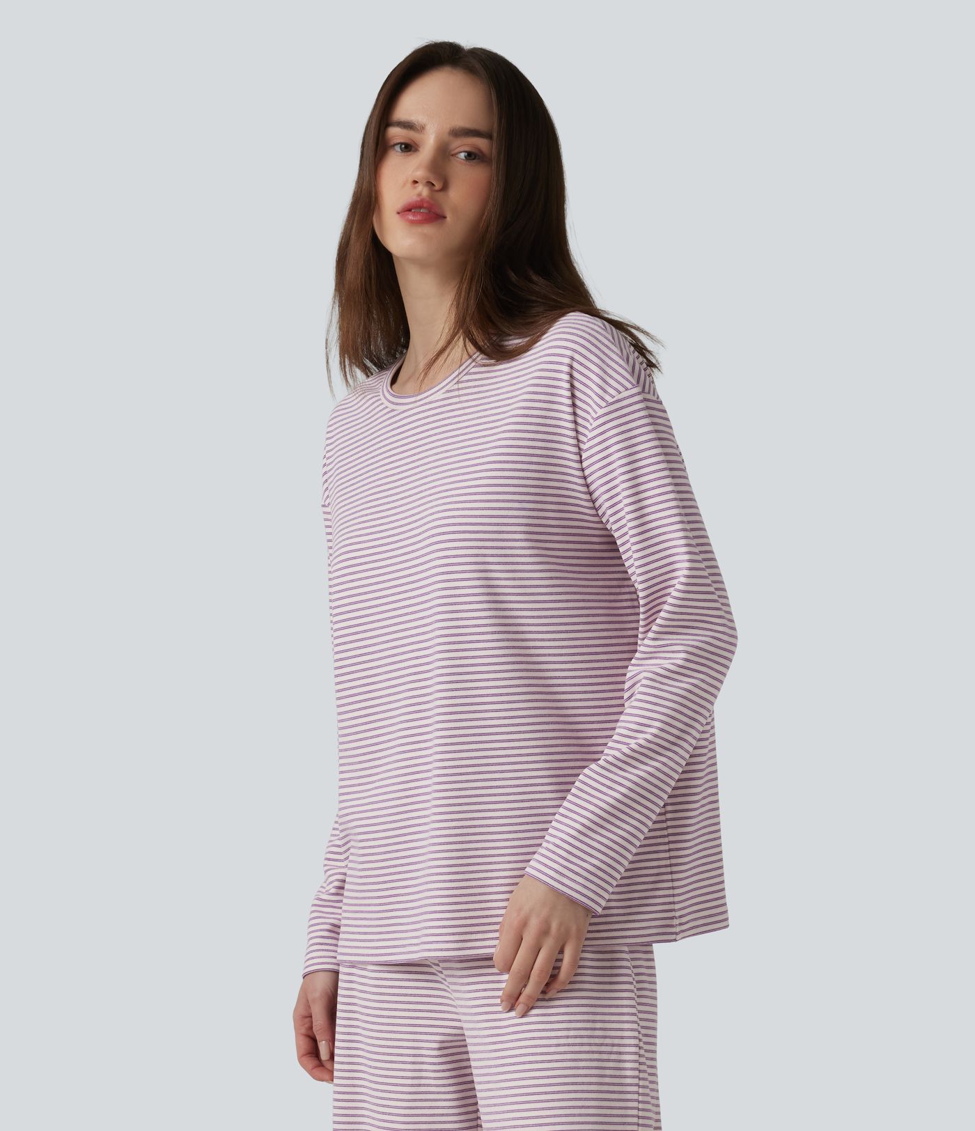 Striped lounge top with round neck and long sleeves
