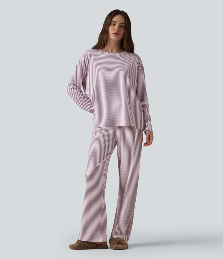 Striped lounge top with round neck and long sleeves